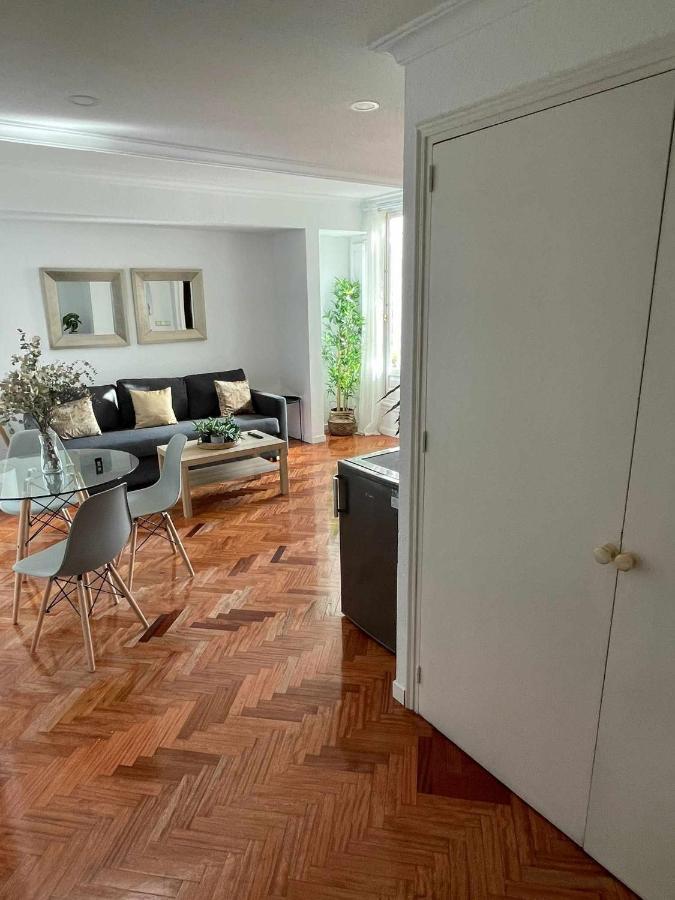 Apartamento Con Terraza Y Vistas Alcalaretiro Madrid Extérieur photo