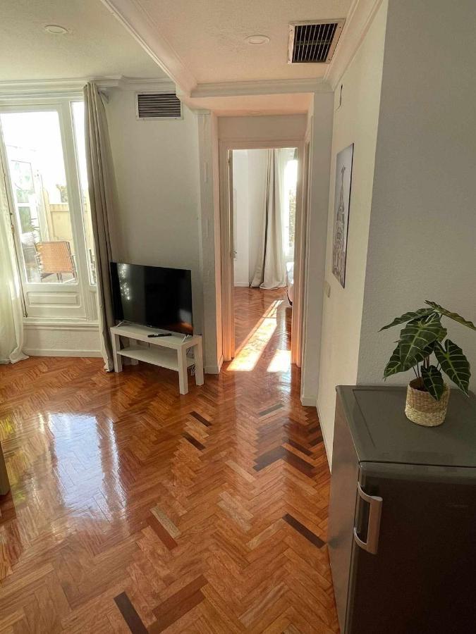 Apartamento Con Terraza Y Vistas Alcalaretiro Madrid Extérieur photo